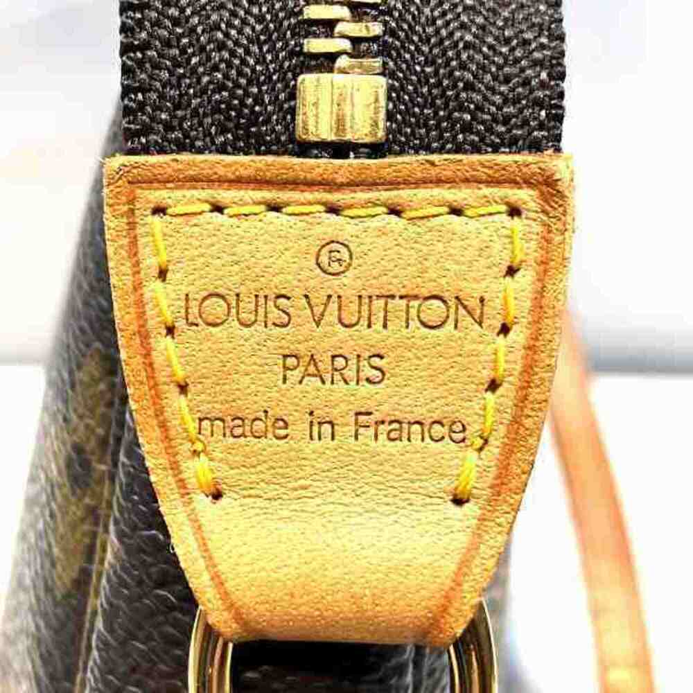 LOUIS VUITTON Brown Monogram Pochette Shoulder Bag - Picture 4 of 9